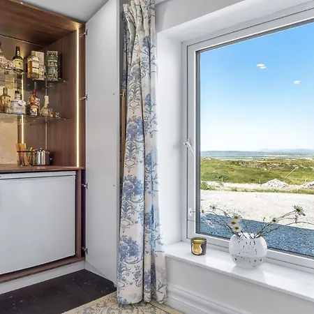 Dom wakacyjny Sweet Garden, Mannin - *