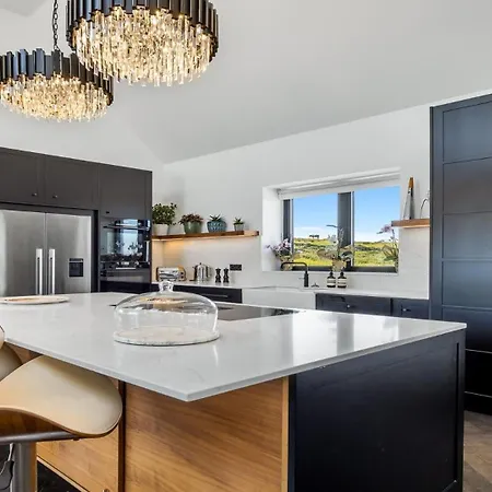 Dom wakacyjny Sweet Garden, Mannin - *