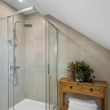 Dom wakacyjny Sweet Garden, Mannin -