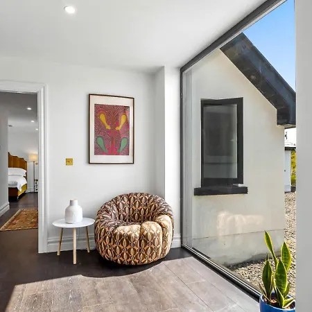 Sweet Garden, Mannin -